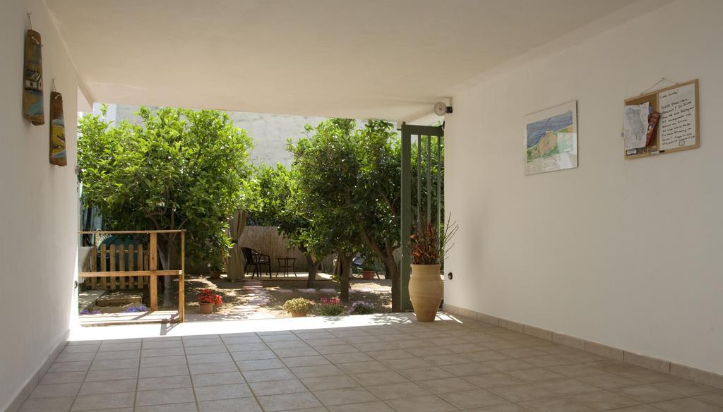 King'S Residence Balestrate Δωμάτιο φωτογραφία